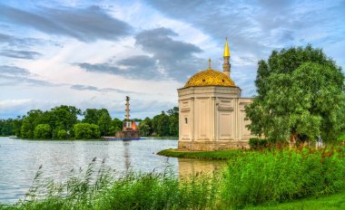 Puşkin, Rusya 'daki Catherine Park' taki Türk hamamı ve camii