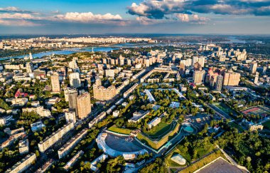 Ukrayna, Kiev 'in merkezi bir mahallesi olan Pechersk' in hava manzarası