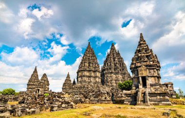 Endonezya 'da Yogyakarta yakınlarındaki Prambanan Tapınağı
