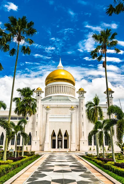 Omar Ali Saifuddien mecset Bandar Seri Begawan-ban, brunei — Stock Fotó