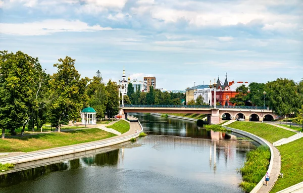 Der Fluss Orlik in Oryol, Russland — Stockfoto