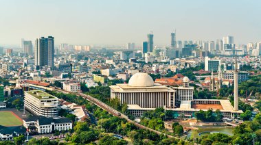 Jakarta, Endonezya 'daki İstiklal Camii