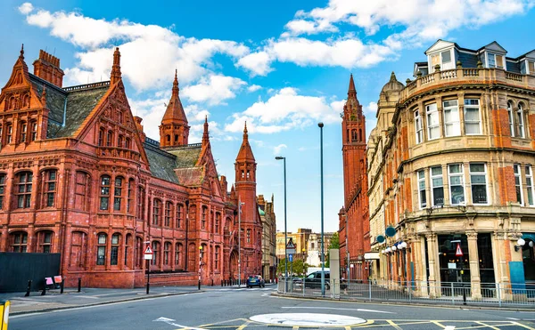 Methodist Central Hall and Victoria Law Courts in Birmingham, England — стокове фото