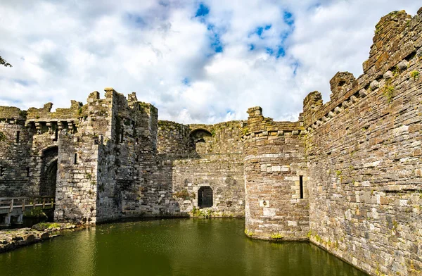 Beaumaris Castle in Wales, UK — Stock Photo, Image