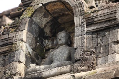 Taş şekilde Endonezya Tapınağı