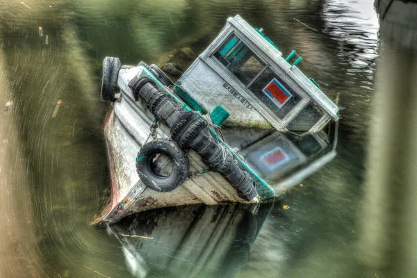 Sinking Boat Japan — Stock Photo, Image