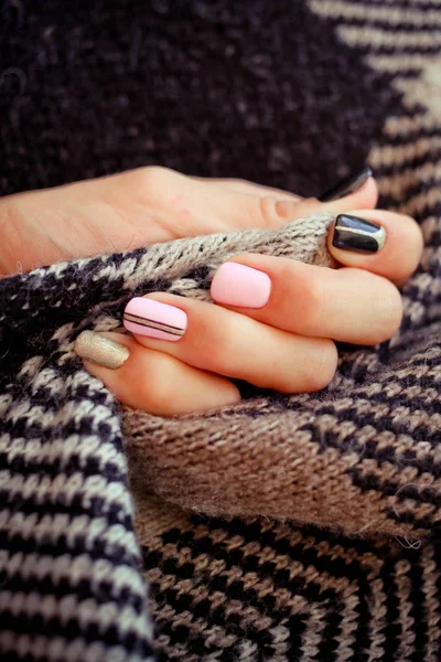 Natural nails, gel polish. Stylish Nails, Nailpolish. Nail art design for the fashion style.