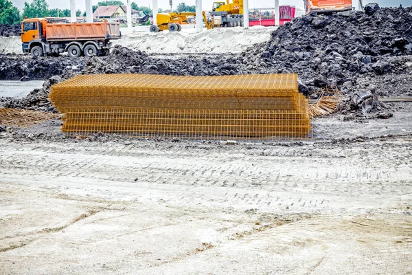 Pilha de malha de reforço enferrujado, armadura — Fotografia de Stock