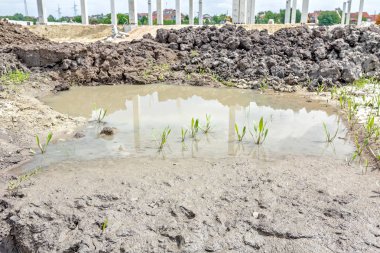 Manzara dönüşüm inşaat alanında, drai ile kentsel alana