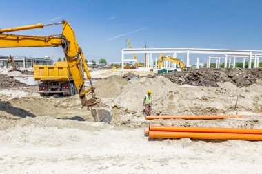 Site oluşturma Ekskavatör kazma