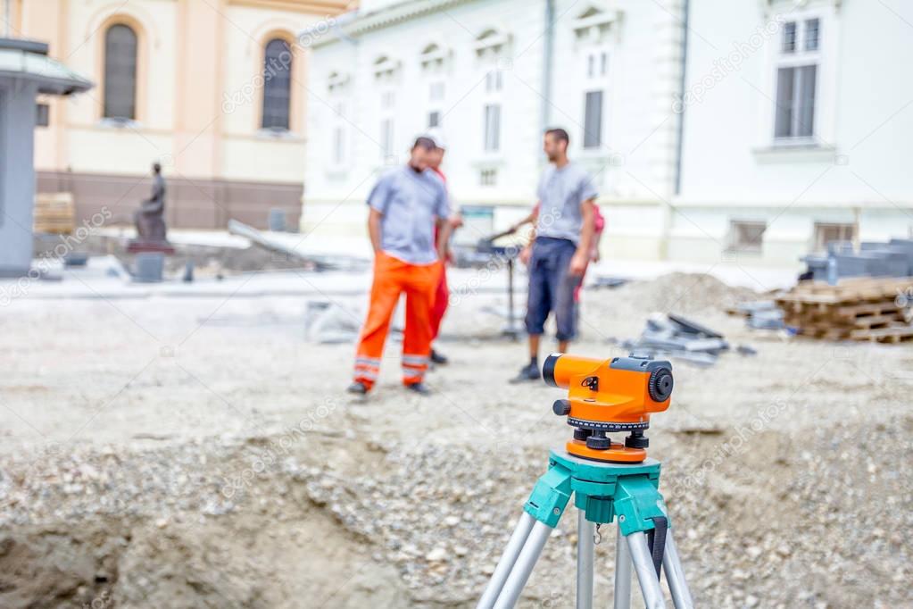 Civil engineer's instrument, theodolite, equipment for land surv