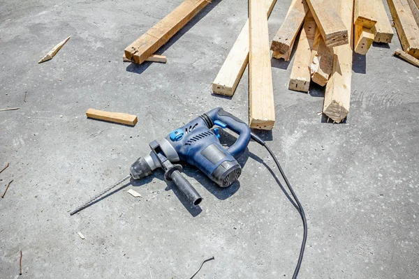 Elektrikli matkap, beton doku güç aracı