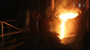 Erimiş çelik Kepçe dökülen deşarj