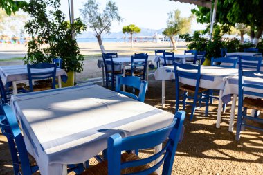 Sabah erken geleneksel renkli lokali restoran beac tarafından