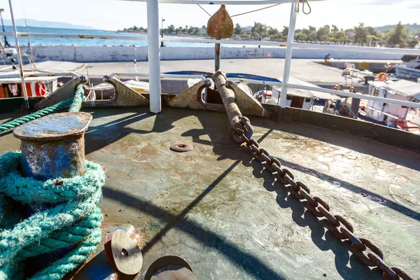 Gemi Güverte çapa için metal bobin zincir ile — Stok fotoğraf
