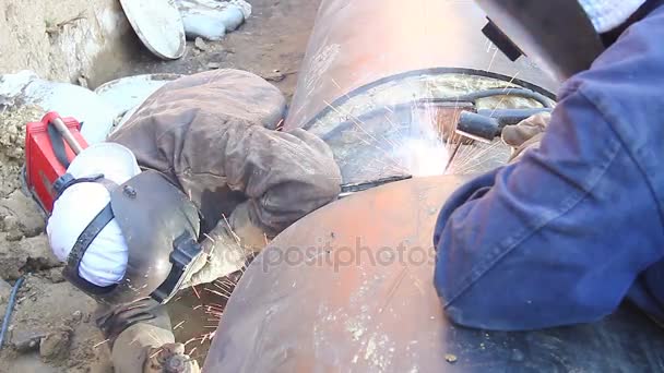 View Welding Team Welders Them Assembly New Pipeline Team Welders — Stock Video