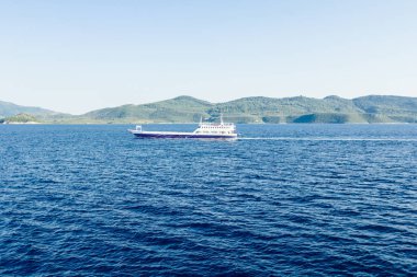Feribot Tekne taşıma, deniz geçen mevcuttur 