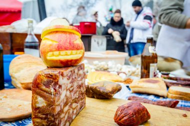 Elma yapılan dekorasyon etli yerleştirilen 