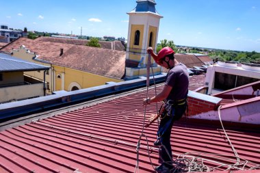Endüstriyel Tırmanma halatları çözmeye 