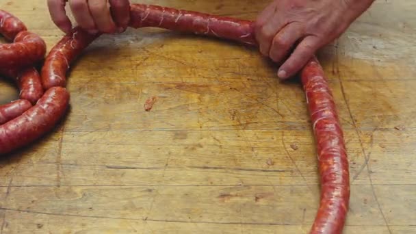 Intestini Maiale Torsione Con Carne Macinata Fare Salsicce Fatte Mano — Video Stock