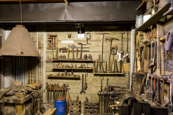 Tools in blacksmith's shop — 图库照片