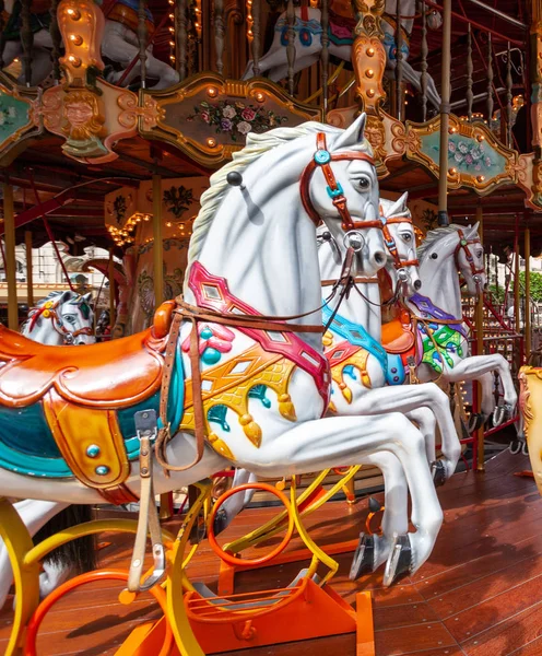 Old Fashioned Fun Carousel Horse — Stock Photo, Image