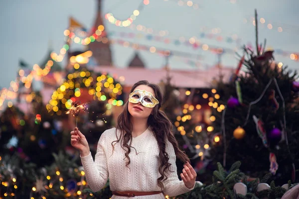 Portrait Noël Enfant Heureux Tenant Des Feux Artifice Des Feux — Photo