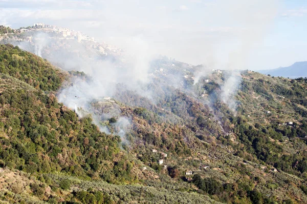 İtalya dağlarda ateş