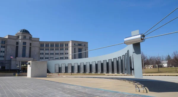 Michigan Vietnam Memorial och Hall of Justice — Stockfoto