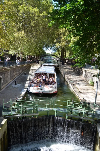 Canal Saint-Martin, Париж — стоковое фото
