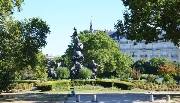 パリのラ・ナシオン広場 — ストック写真