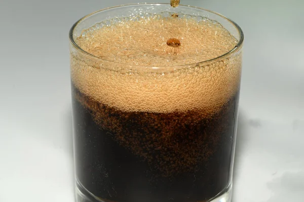 Bebida Carbonatada Derramada Copo — Fotografia de Stock