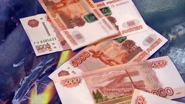 Dinheiro rublo contas de incêndio Rússia — Vídeo de Stock