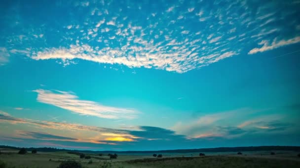 Eveningsky φύση χρυσό ηλιοβασίλεμα ήλιος — Αρχείο Βίντεο