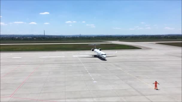 Посадка lufthansa аеропорту Стокове Відео 