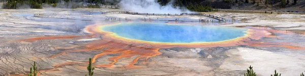 Panoramic view Grand prismatic spring — Stock Photo, Image