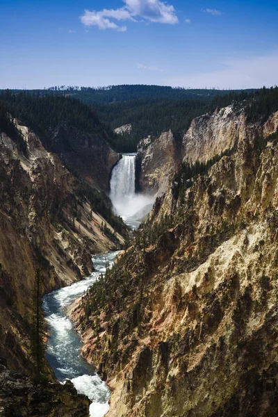 Grand canyon de Yellowstone et chutes inférieures — Photo