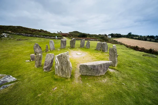 Dromberg taş çemberinin Druid sunağı.
