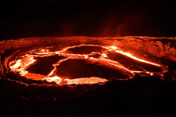 Lagoa Lava Vermelha Topo Vulcão Erta Ale — Fotografia de Stock