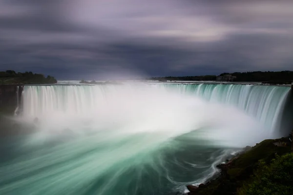Niagara cai exposição longa — Fotografia de Stock