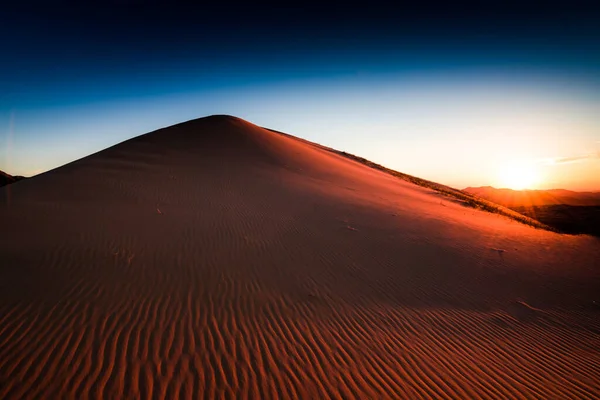 Tramonto Diretto Sulla Duna Kelso — Foto Stock