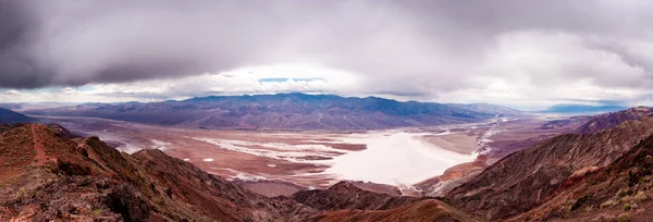 Panoramatický Pohled Bad Water Bassin Národním Parku Death Valley — Stock fotografie