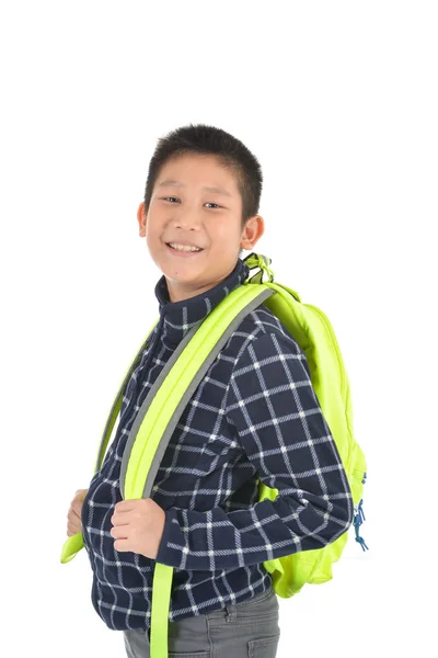 Porträt eines Schuljungen mit Rucksack, isoliert auf weißem Rücken — Stockfoto