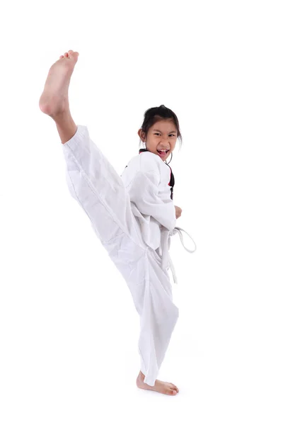 Asiatico ragazza stretching gamba in martial arts pratica allenamento calcio — Foto Stock