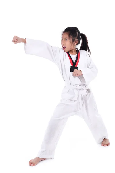 Gadis taekwondo Asia dengan latar belakang . — Stok Foto