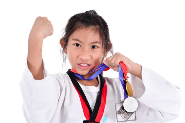 Aziatische taekwondo meisje op met achtergrond. — Stockfoto