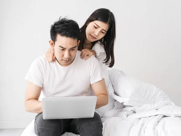 Happy Asian Couple Using Laptop Bed Together Home Lifestyle Work — Foto de Stock