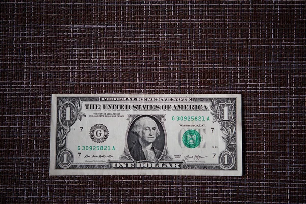 Nota Dólar Está Num Fundo Texturizado Bill Close Isolado — Fotografia de Stock