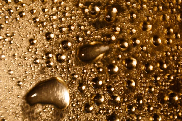 Tekstura Kropli Wody Błyszczącym Złotym Tle Rozmyciu Tło Kropel Makro — Zdjęcie stockowe