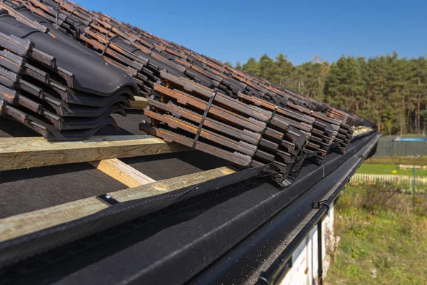 Roof Ceramic Tile Arranged Packets Roof Roof Battens Preparation Laying — Stock Photo, Image